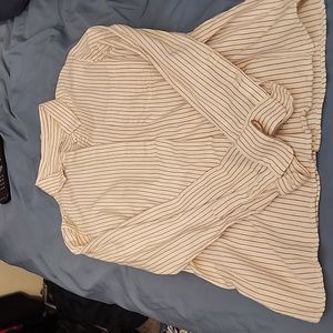 Madewell medium button down 3/4 and button details on back